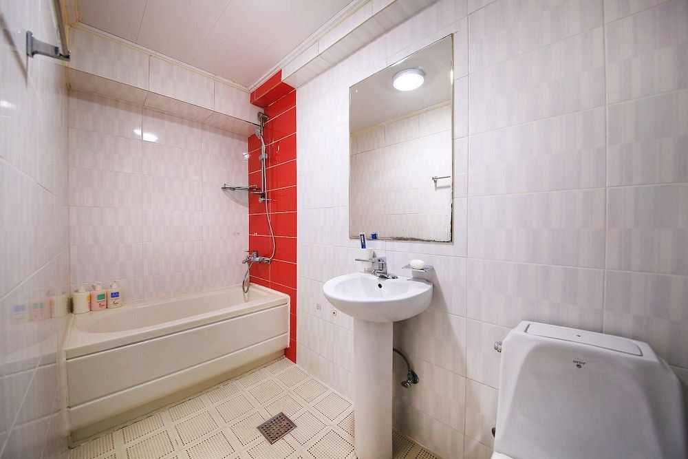 Suyu Windsor Room (Special room (55 inch TV)) 8