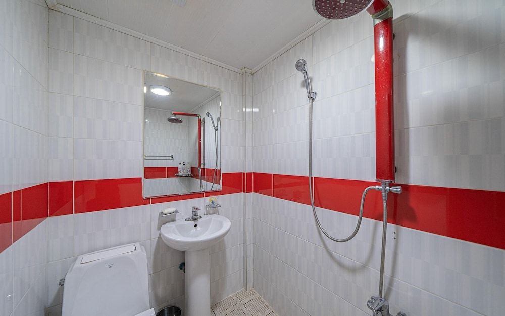 Suyu Windsor Room (Standard room (TV 55 inches)) 4