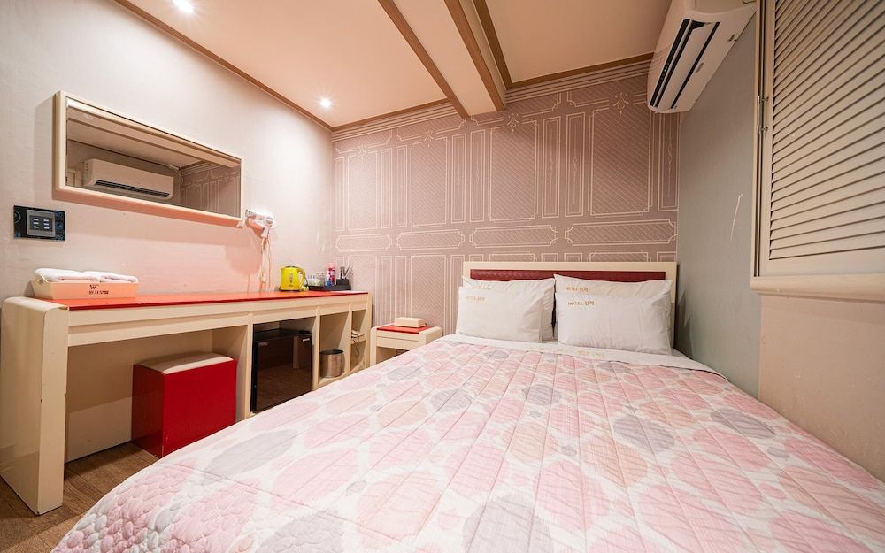 Suyu Windsor Room (Standard room (TV 55 inches)) 7