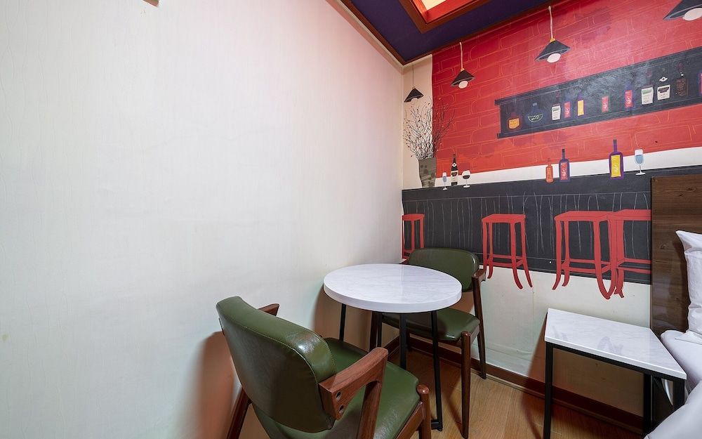 Suyu Ritz Room (General Room B (Netflix available)) 7