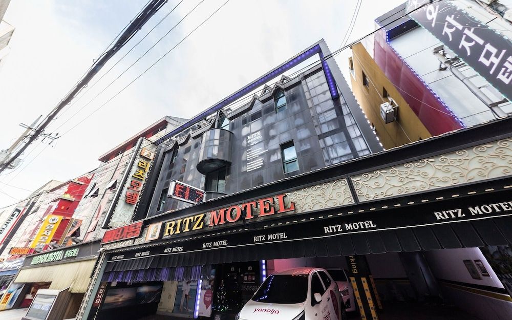 undefined Suyu Ritz 2