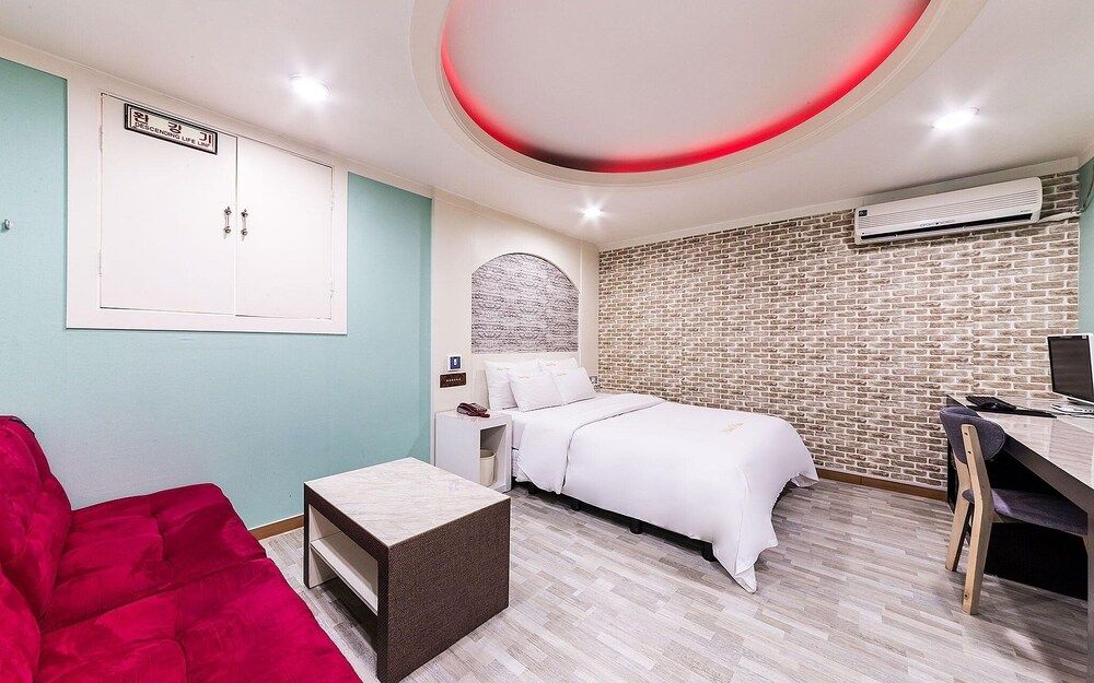 undefined Suyu Patio 8