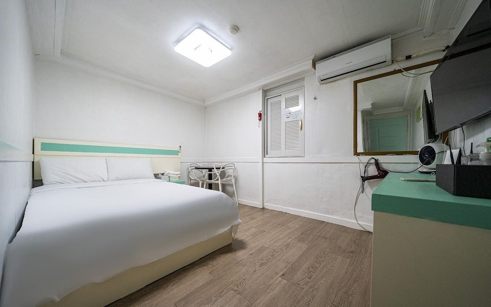 undefined Seongbuk Rich 9