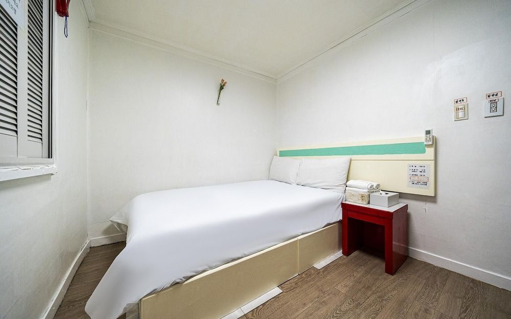 undefined Seongbuk Rich 2