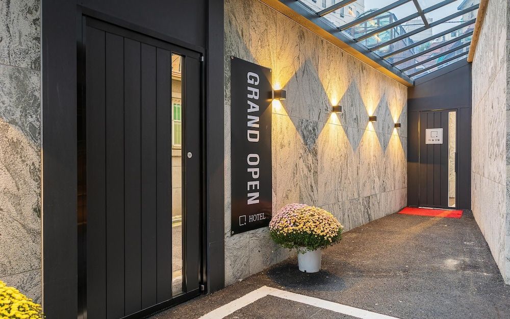 undefined Sungshin University Station R 5