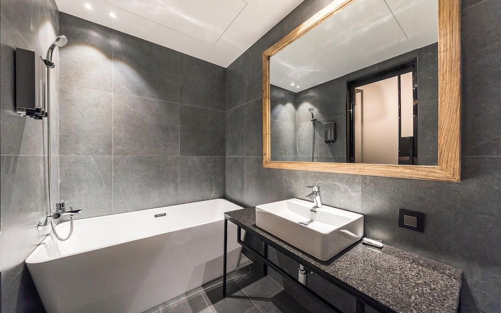 Sungshin University Station R Room (Suite (Netflix Available)) 6