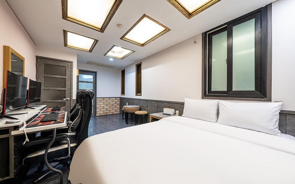 undefined Yeongdeungpo Komodo 5