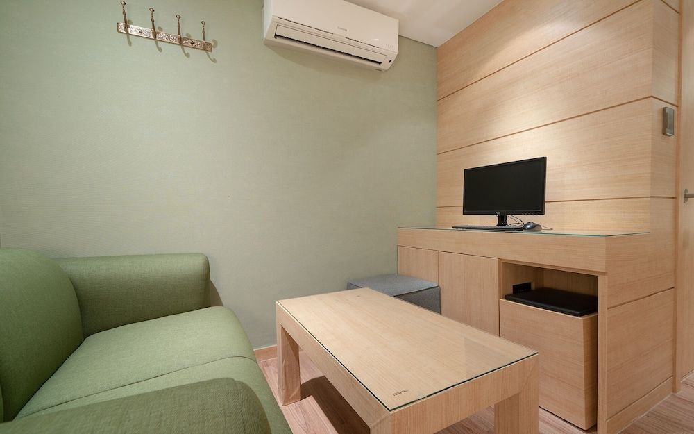 undefined Yeongdeungpo CF 8