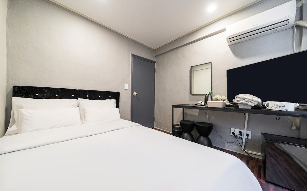 Sangbong Gonggam Room (Standard room (no parking available i) 8