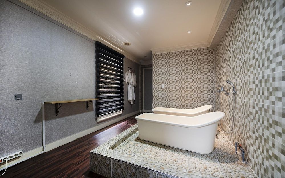 Sangbong Gonggam Room (Special Room (No Parking)) 11