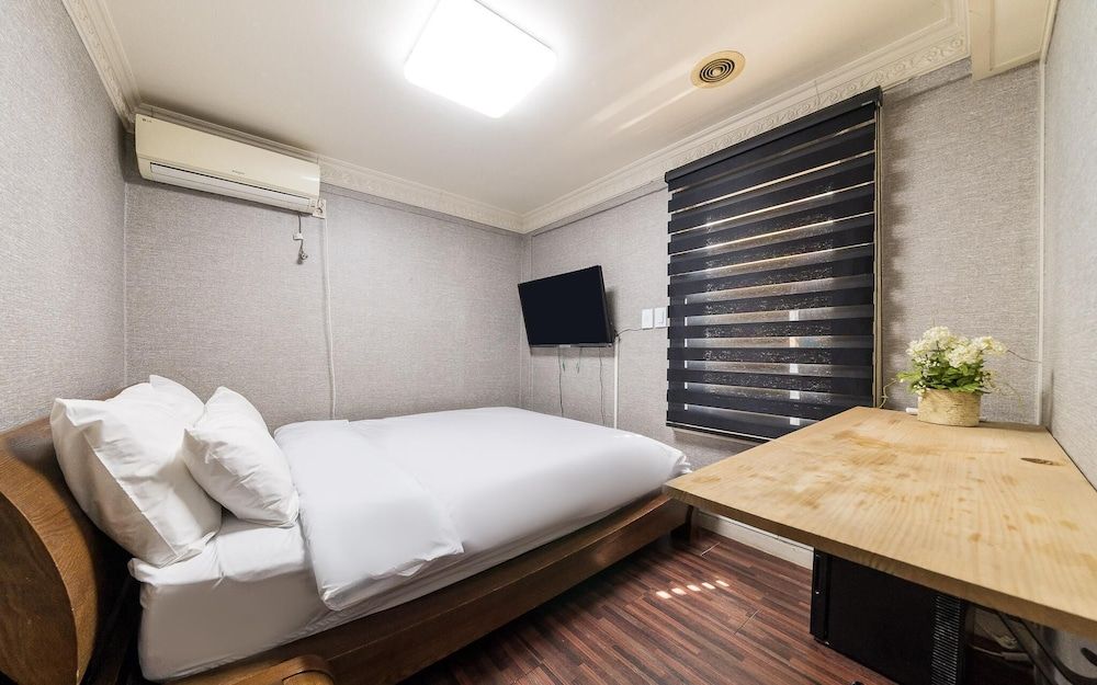 Sangbong Gonggam Room (Special Room (No Parking)) 16