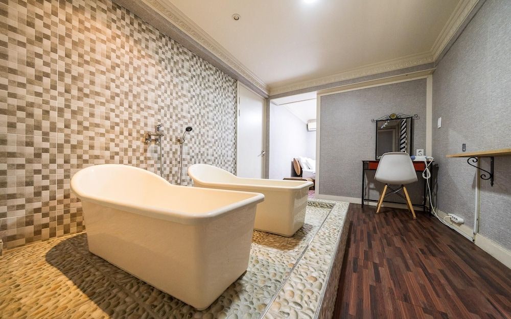 Sangbong Gonggam Room (Special Room (No Parking)) 7