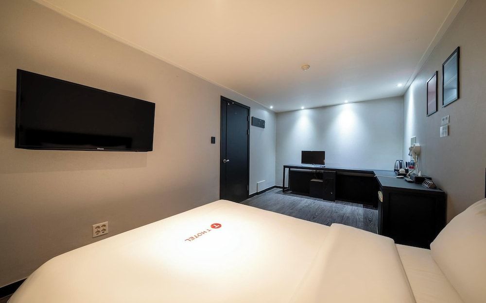 undefined Cheonho T 10