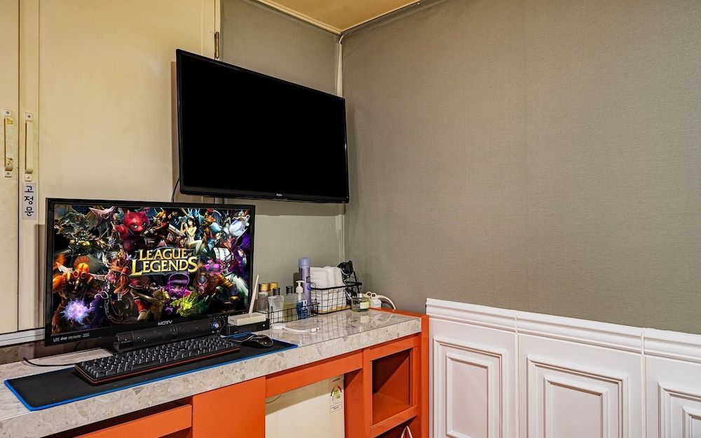 undefined Cheonho Yeonaesidae