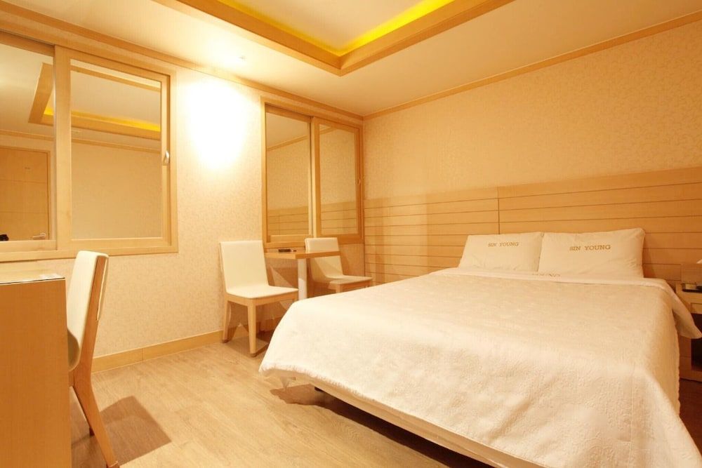 Yeongdeungpo Sinyeong Room (General A B (all rooms non-smoking br) 10