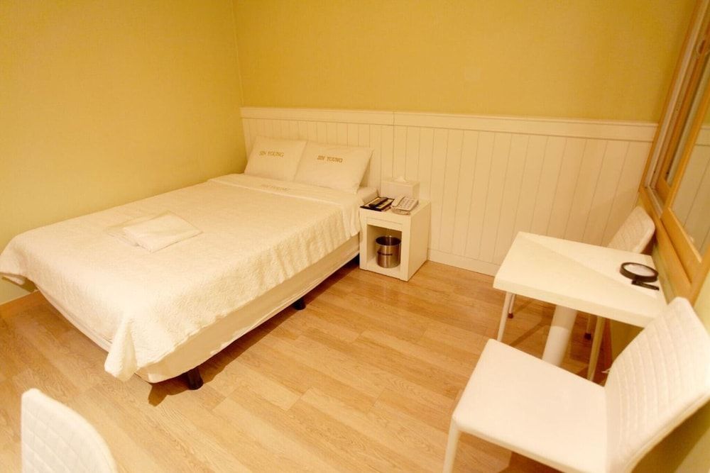 undefined Yeongdeungpo Sinyeong 6