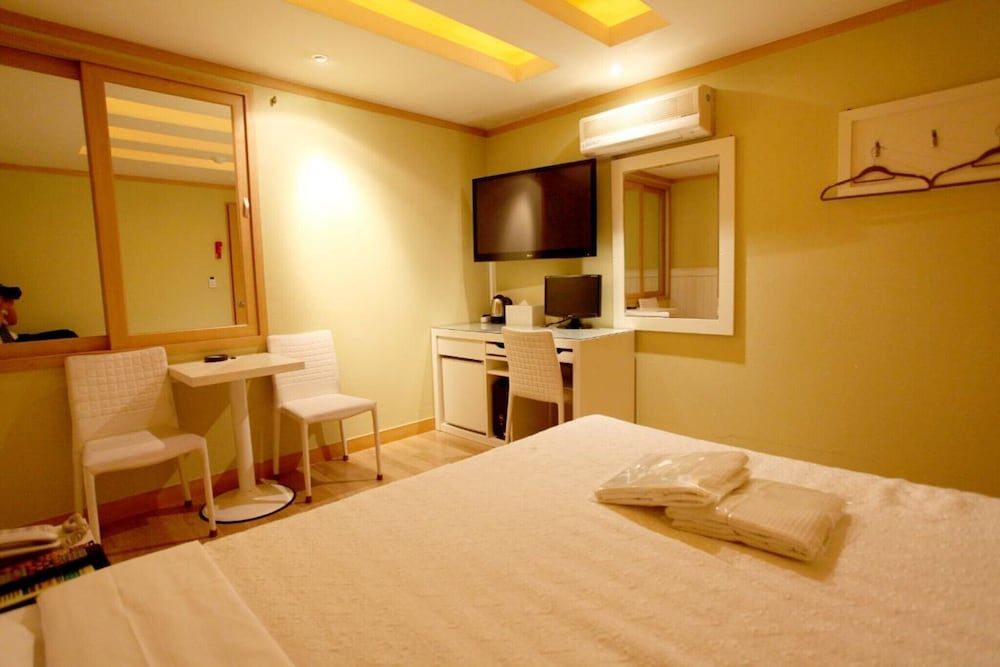 undefined Yeongdeungpo Sinyeong 9