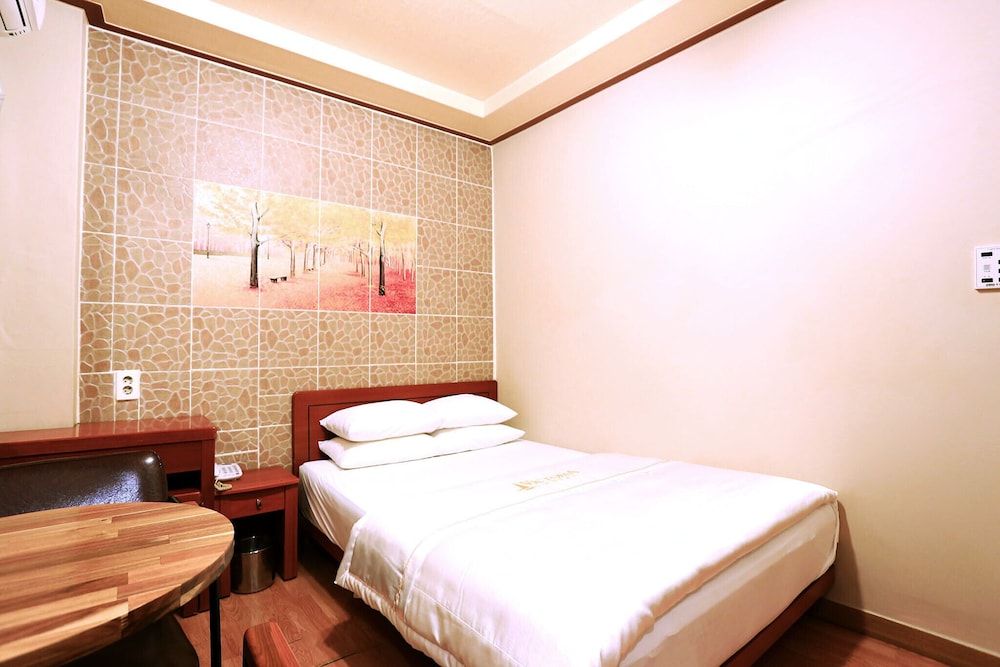 undefined Seongsu Victoria 2