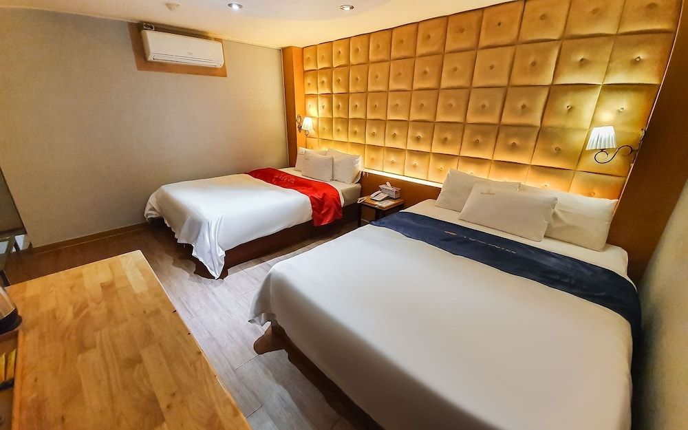 Wangsimni Regent Hotel Room (Double Twin) 6