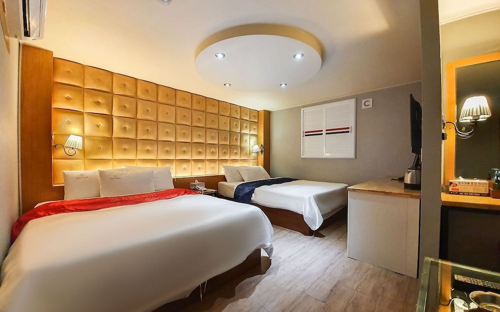 Wangsimni Regent Hotel Room (Double Twin) 5