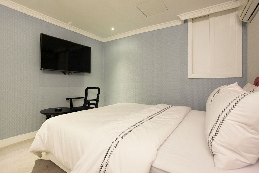 Sillim Tower Room (Special Room - Walkie Special) 9