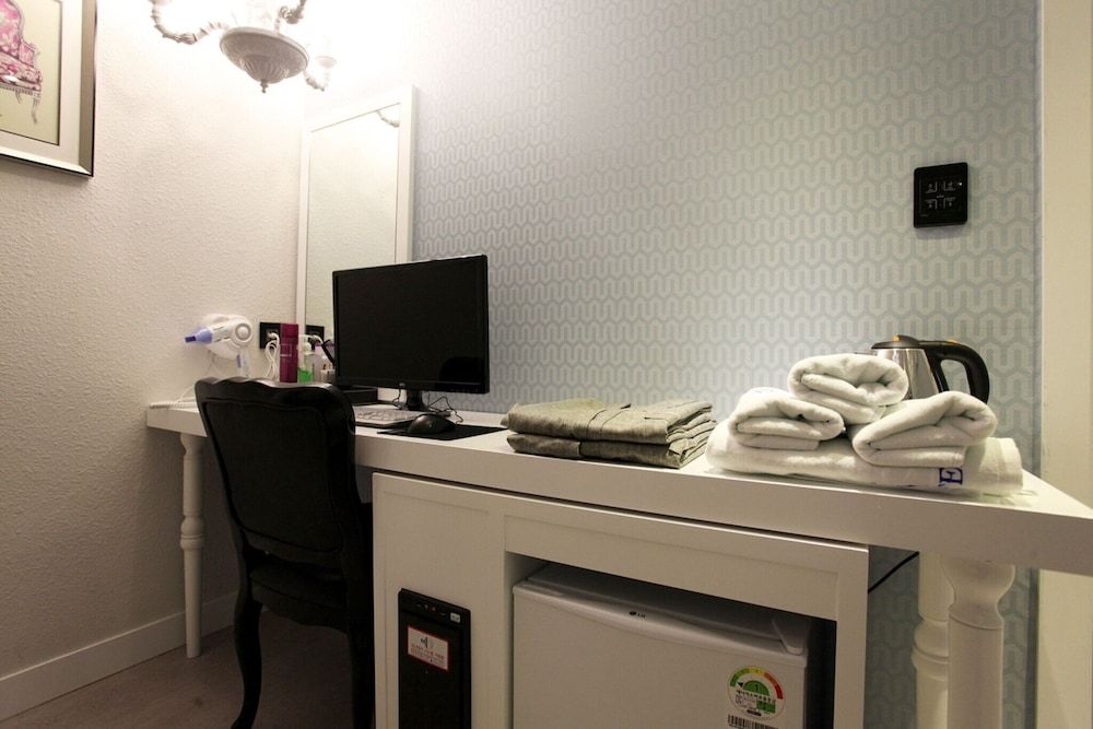 Sillim Tower Room (Special Room - Walkie Special) 10