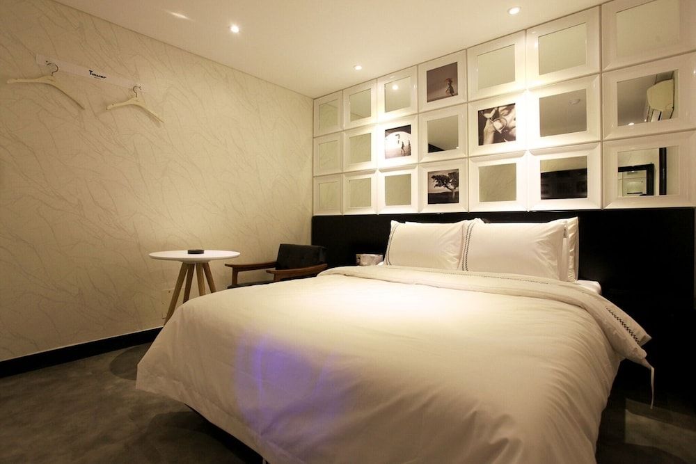 Sillim Tower Room (Special Room - Walkie Special) 12