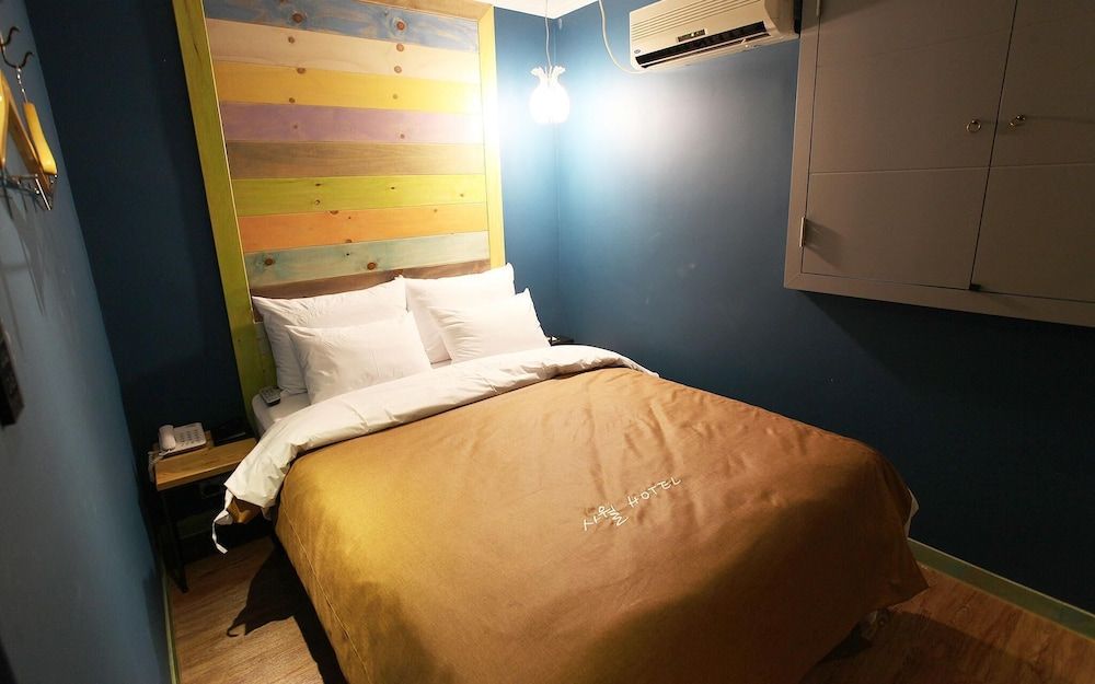 Yeongdeungpogucheong Station SL Room (A Type) 9