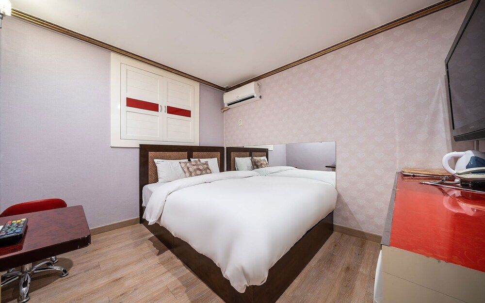 undefined Wangsipri Sweet 6