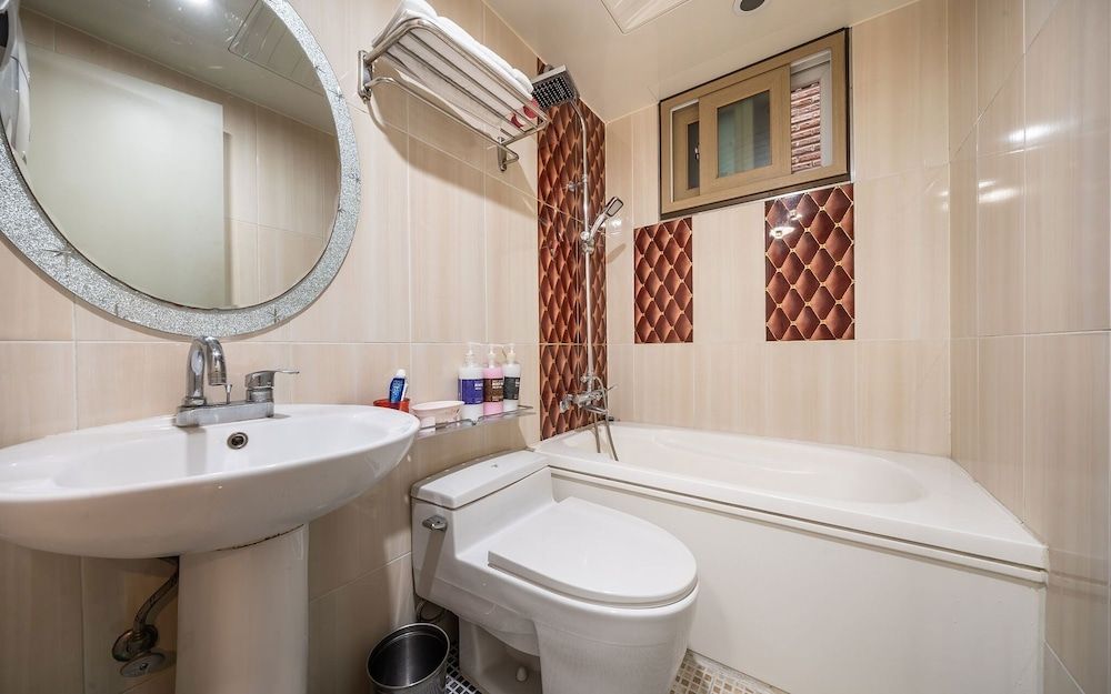 undefined Wangsipri Sweet 9