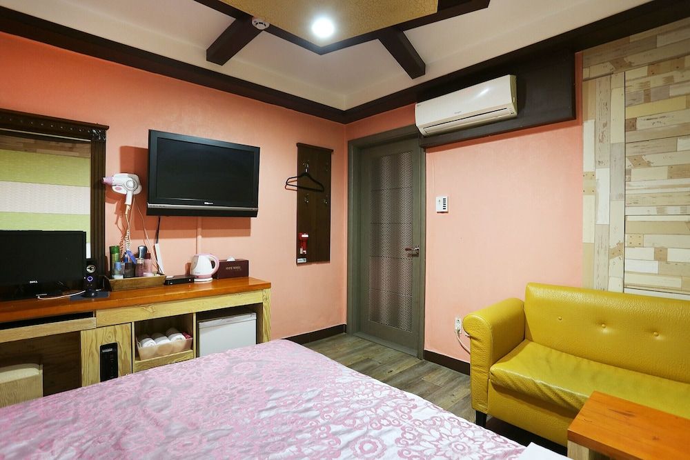 undefined Junggok Pine Hill 10