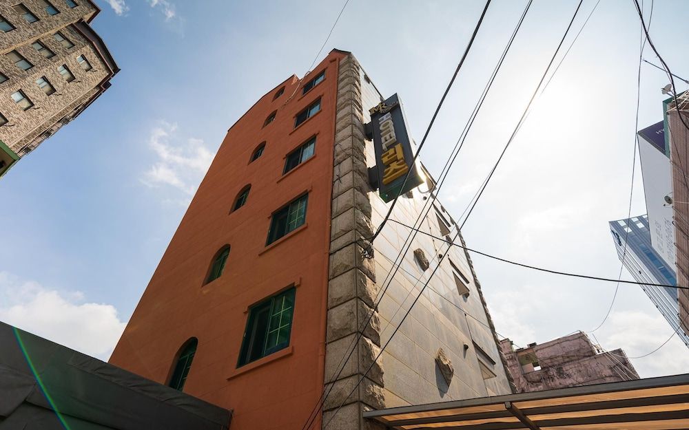 undefined Bulgwang Ritz Hotel 4