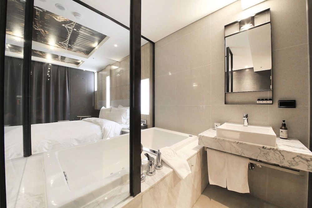 Yeoksam Rich Well Room (Superior (Free use of Netflix Disney+) 22