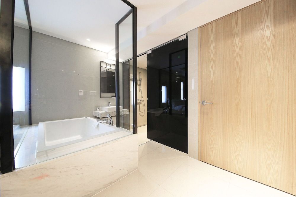 Yeoksam Rich Well Room (Superior (Free use of Netflix Disney+) 21