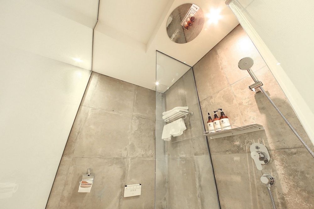 Yeoksam Rich Well Room (Deluxe (Free use of Netflix Disney+ T) 30