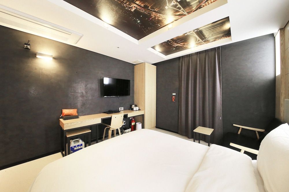 Yeoksam Rich Well Room (Superior (Free use of Netflix Disney+) 19