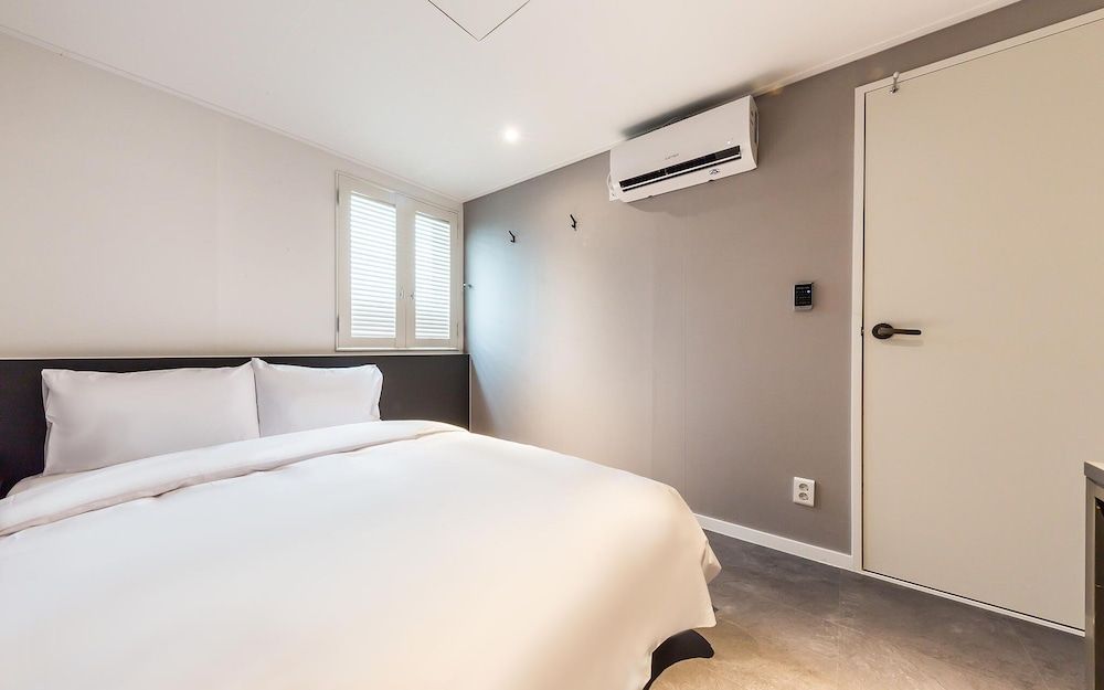 undefined Yongsan Amor 6