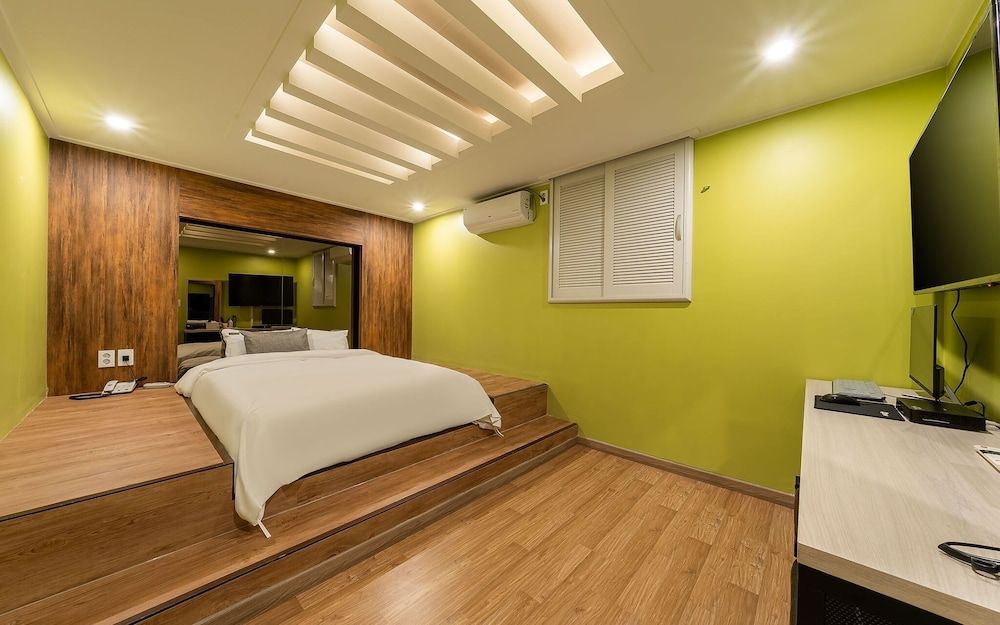 undefined Wangsimni Yousome 3