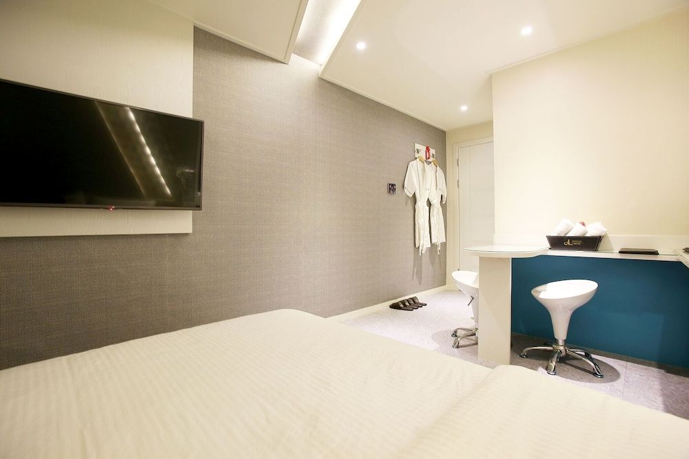 undefined Myeonmok Amiga 8