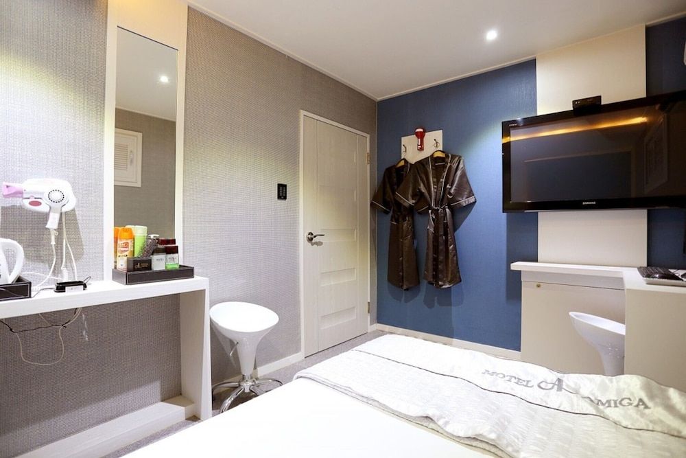 Gunja Amiga Room (General room (Netflix viewing / No pa) 10