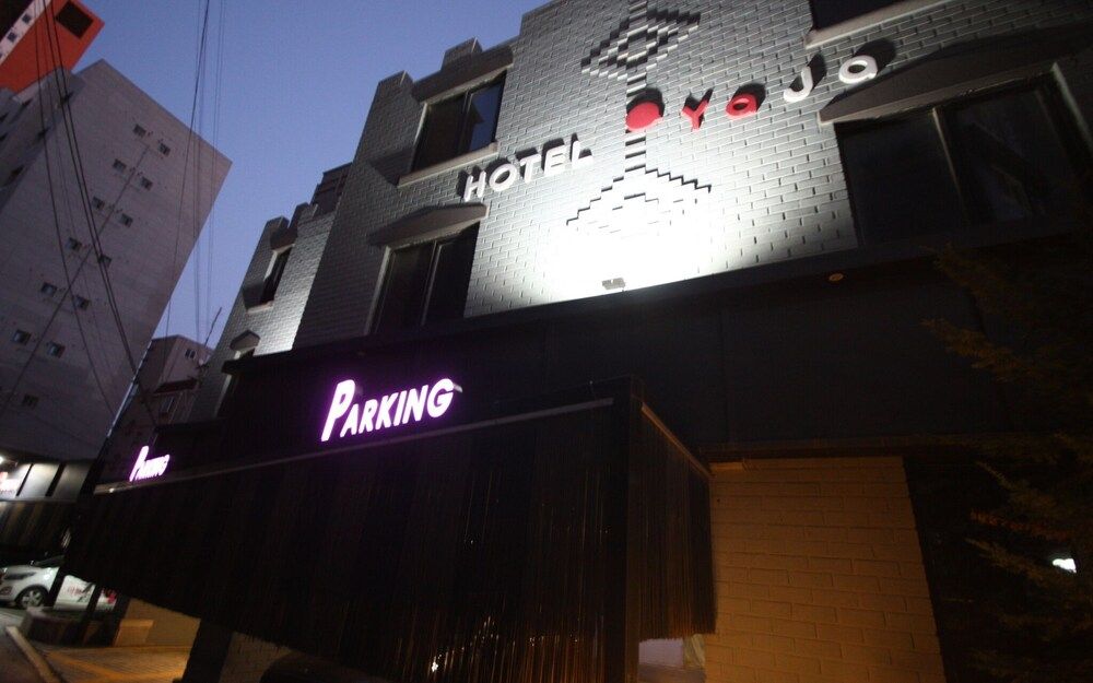 undefined Hwagok Yaja 4