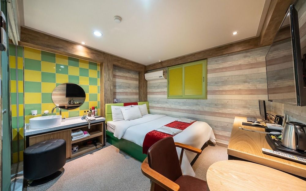 Jangan Hotel Gilbut Room (STANDARD - Consecutive nights possibl) 4