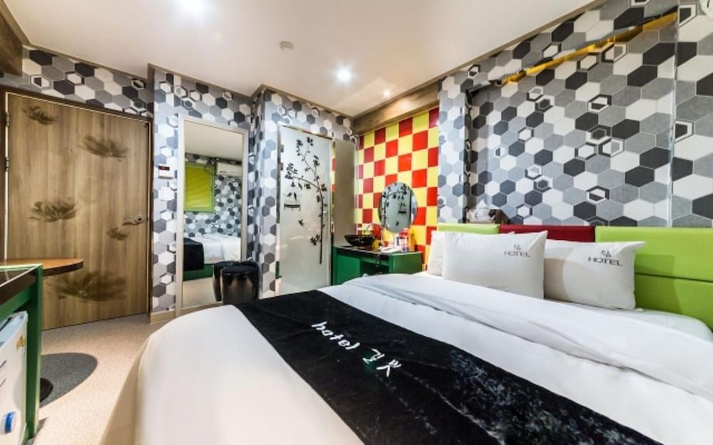 Jangan Hotel Gilbut Room (STANDARD - Consecutive nights possibl) 3