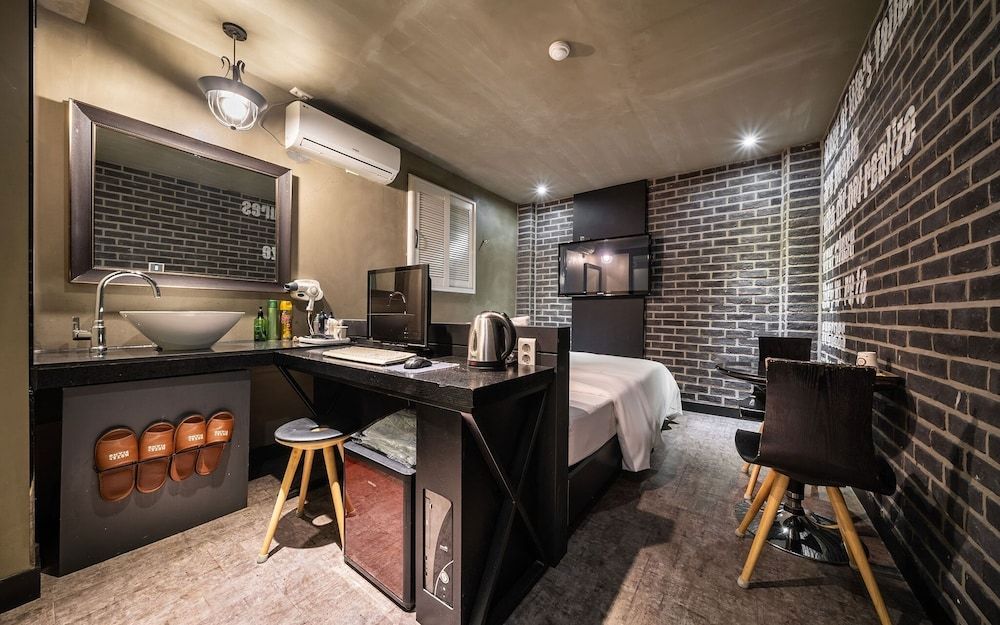 undefined Seongbuk Piano