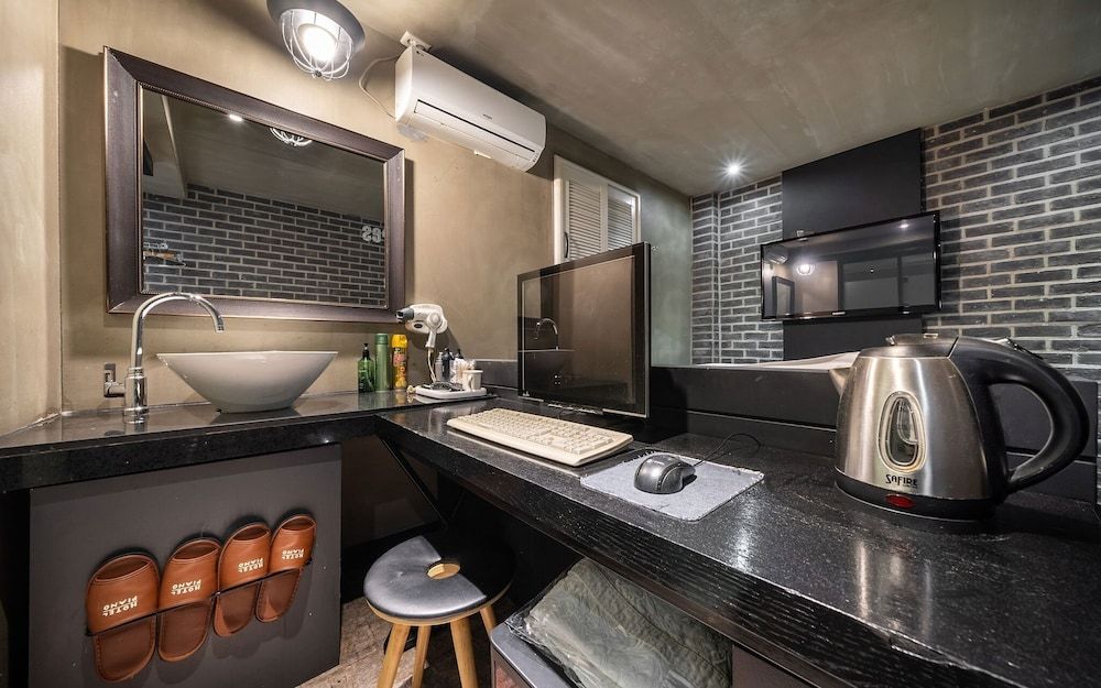 undefined Seongbuk Piano 2