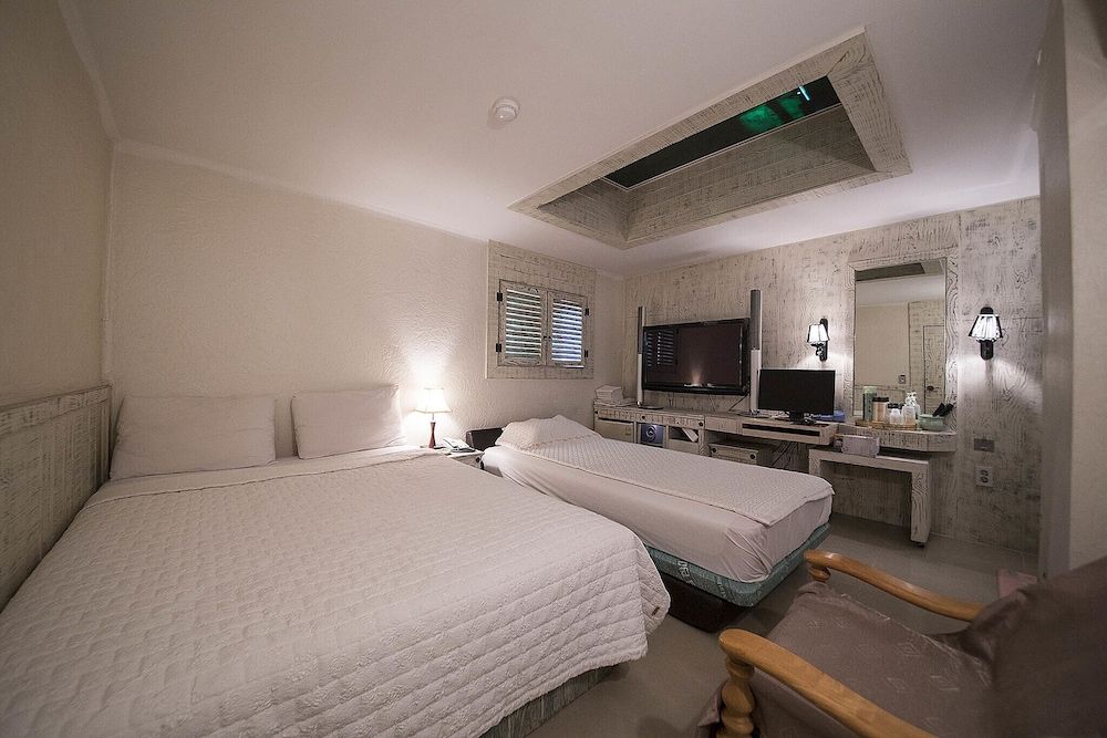 Wangsipri Mir Room (Deluxe Room) 13