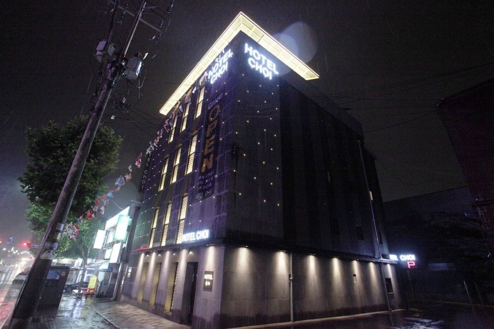 undefined Myeonmok Choi Hotel