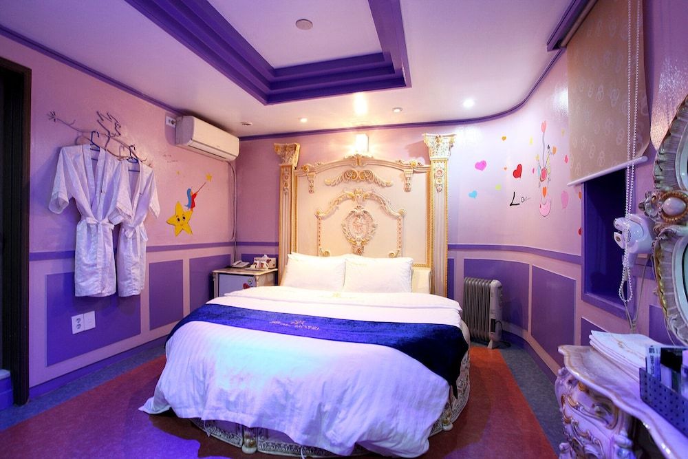 undefined Wangsimni Corim 8