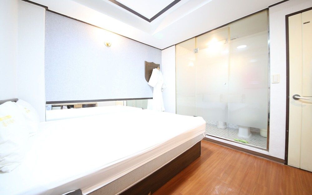 undefined Sillim Holiday 6