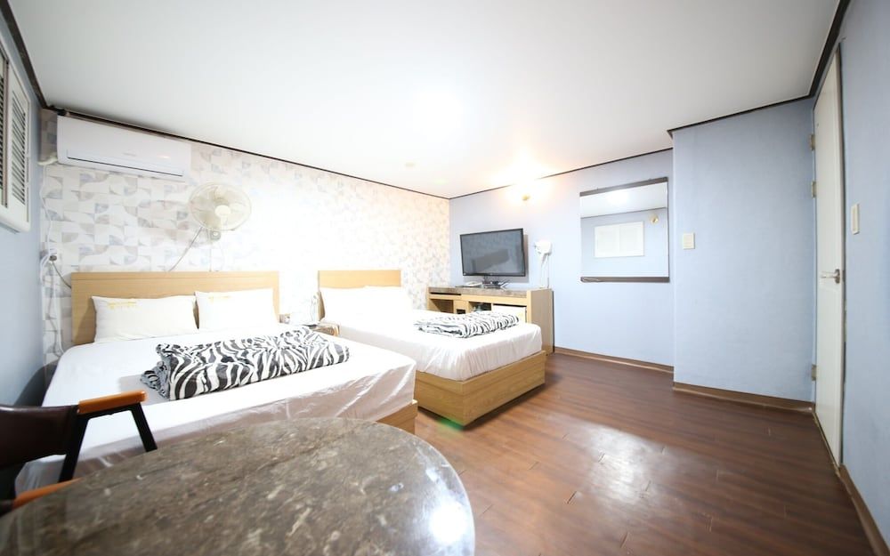 undefined Sillim Holiday 10